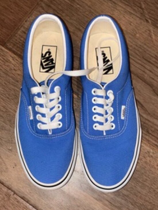 Vans Shoes - Vans Era True Blue Canvas Sneakers Men's 7.5 / Women's 9 NWT Classic Skate Shoes